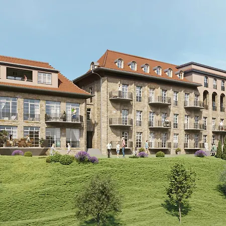 M Luther Ph Kamin Apartman